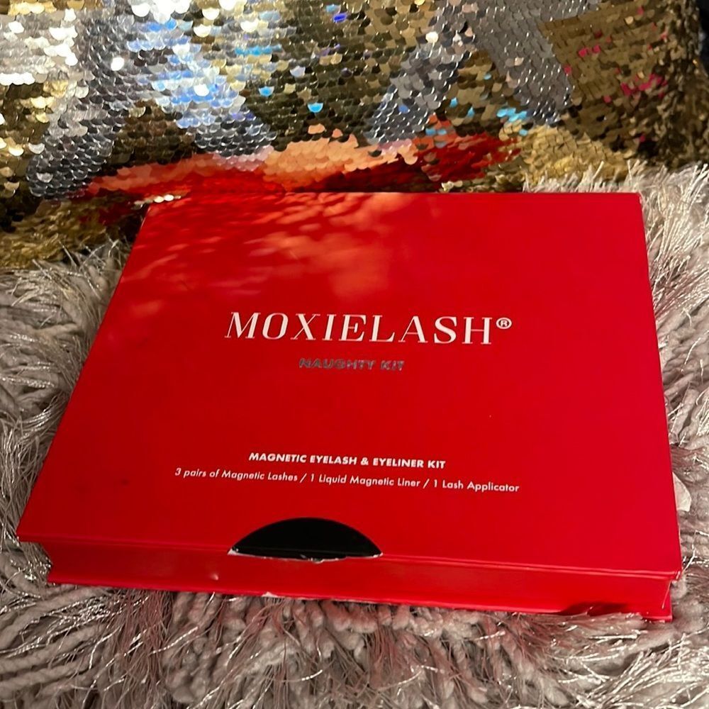 Moxielash silk & mink magnetic eyelash & eyeliner naughty kit nib/nip/nwt